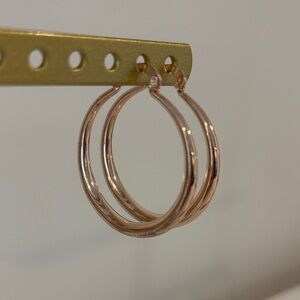 Rose gold toned tube earrings round hoop earrings costume fashion jewelry 1.5”D
